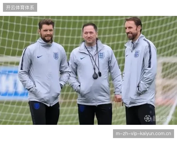 索斯盖特战术过于依赖边路传中，英格兰队中路渗透能力堪忧